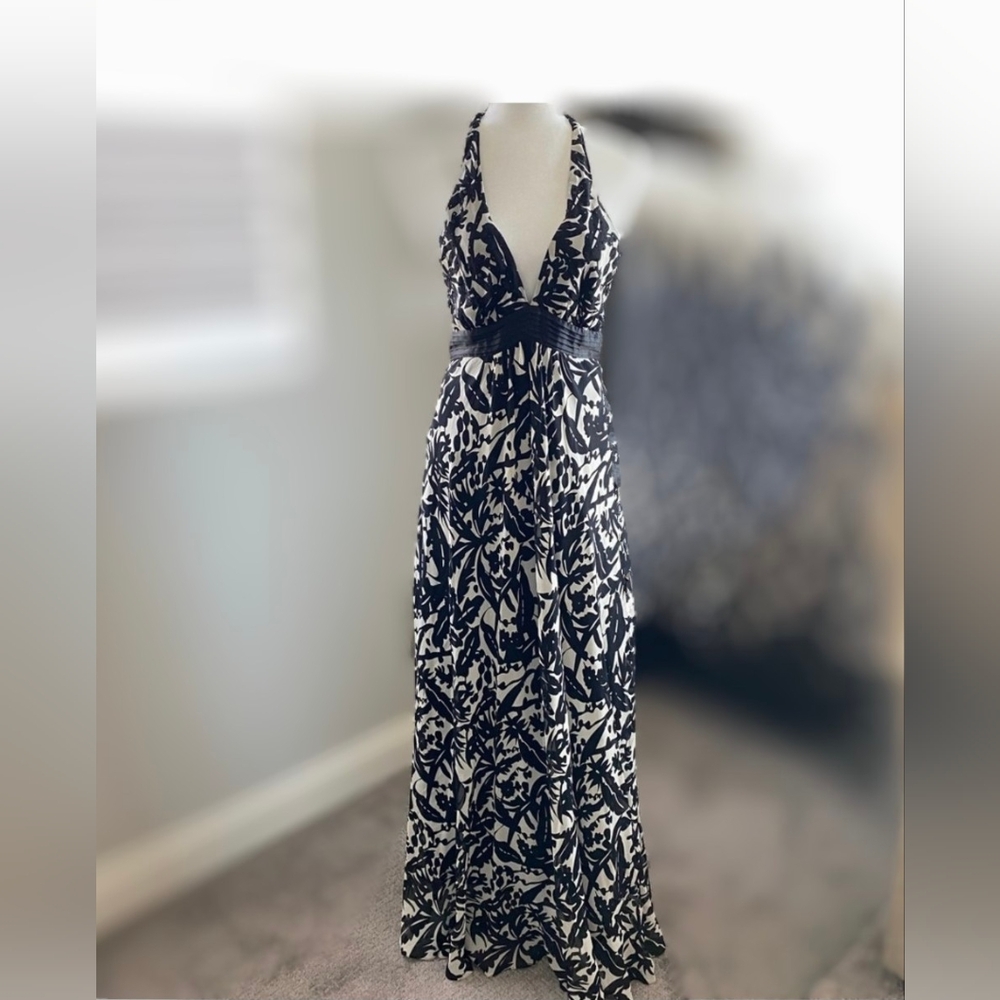 BCBGMaxAzria Halter Maxi Dress In 100% Silk Size 8
